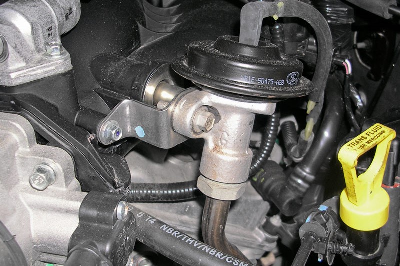 Van tuần hoàn khí thải EGR 1