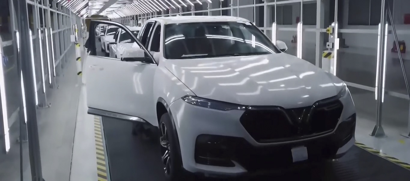 nhà máy xe VinFast 1