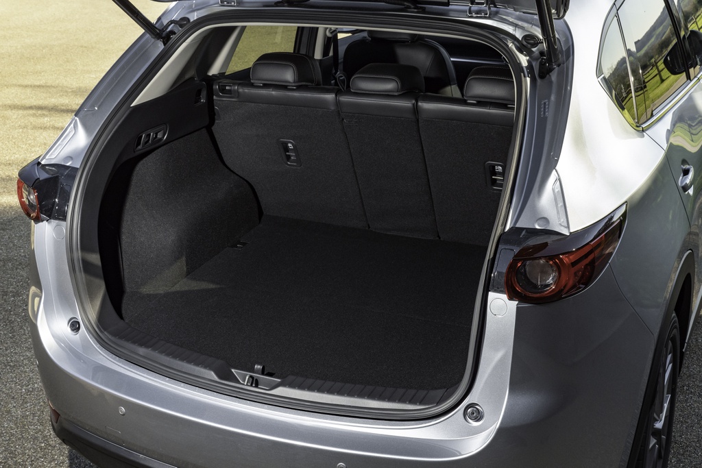 Mazda CX-5 2020 tăng cường khả năng phục vụ.