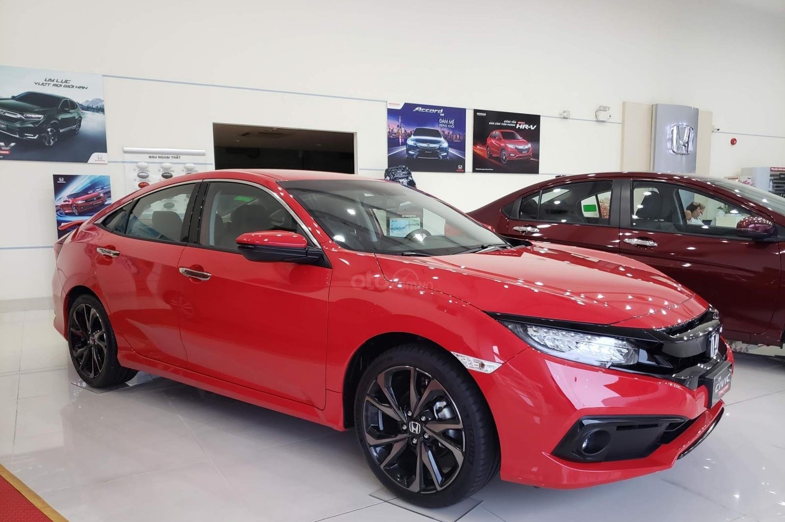 Honda Civic tại Việt Nam được nhập khẩu từ Thái Lan 1