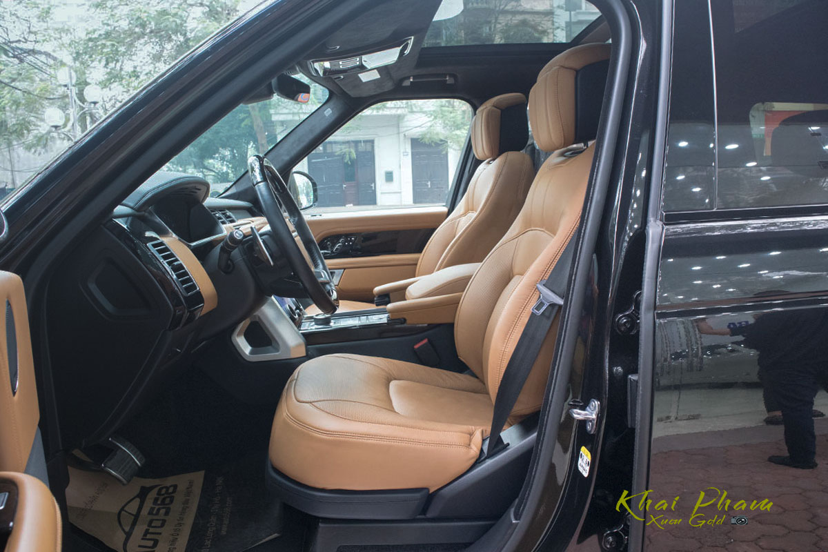 Ảnh chụp ghế trước xe Range Rover Autobiography LWB 