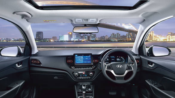 Hyundai Accent 2020 facelift tích hợp các tính năng tiện lợi.