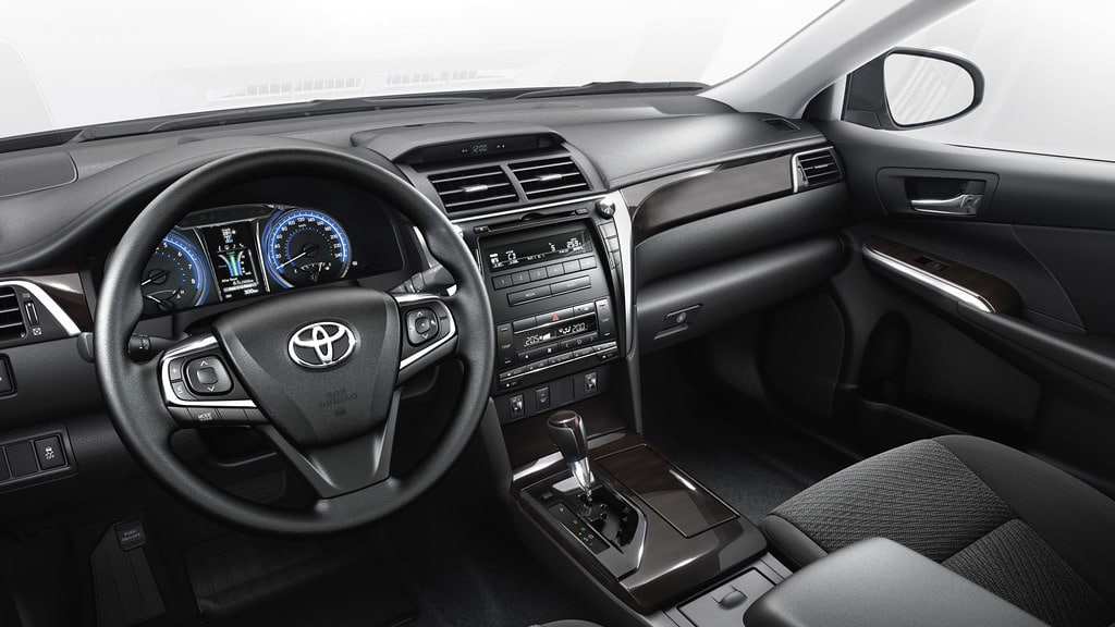 Nội thất Toyota Camry thế hệ thứ 7.