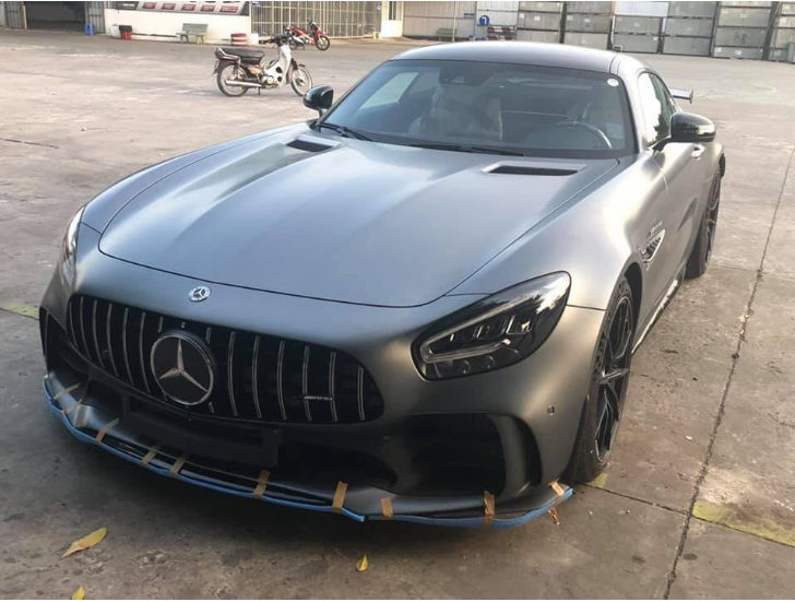 Mẫu Mercedes-AMG GT R sắp ra mắt thị trường Việt.