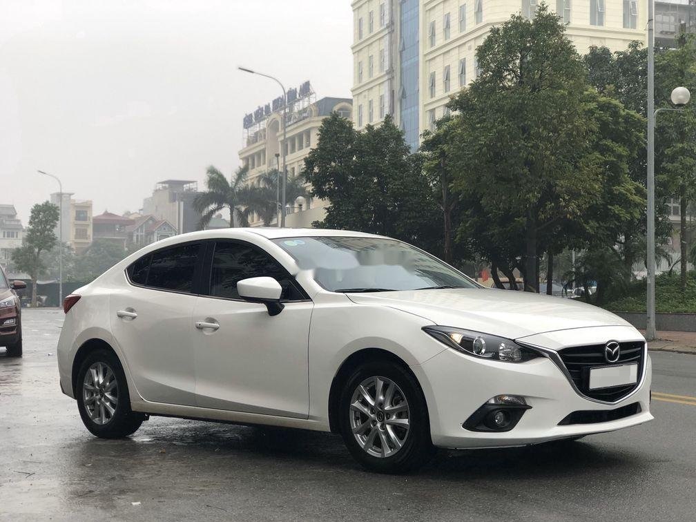 Mazda 3 sản xuất năm 2017 ngân hàng thanh lý với giá khởi điểm 490 triệu đồng. 1
