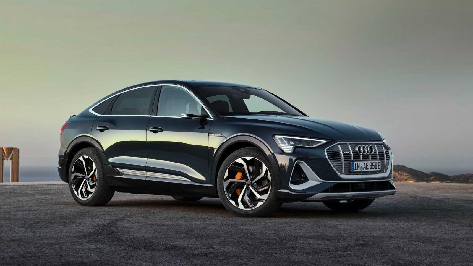 Audi e-tron Sportback chính thức ra mắt.