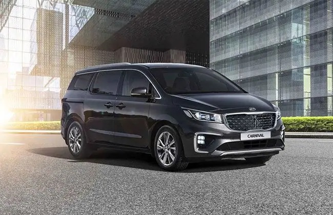 Kia Sedona 2021 thế hệ mới dài hơn và rộng hơn.