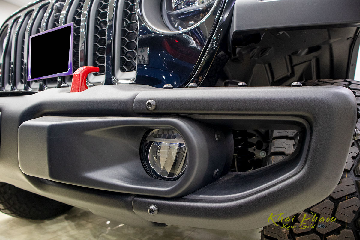 Ảnh chụp cản trước xe Jeep Gladiator Rubicon 2020 2