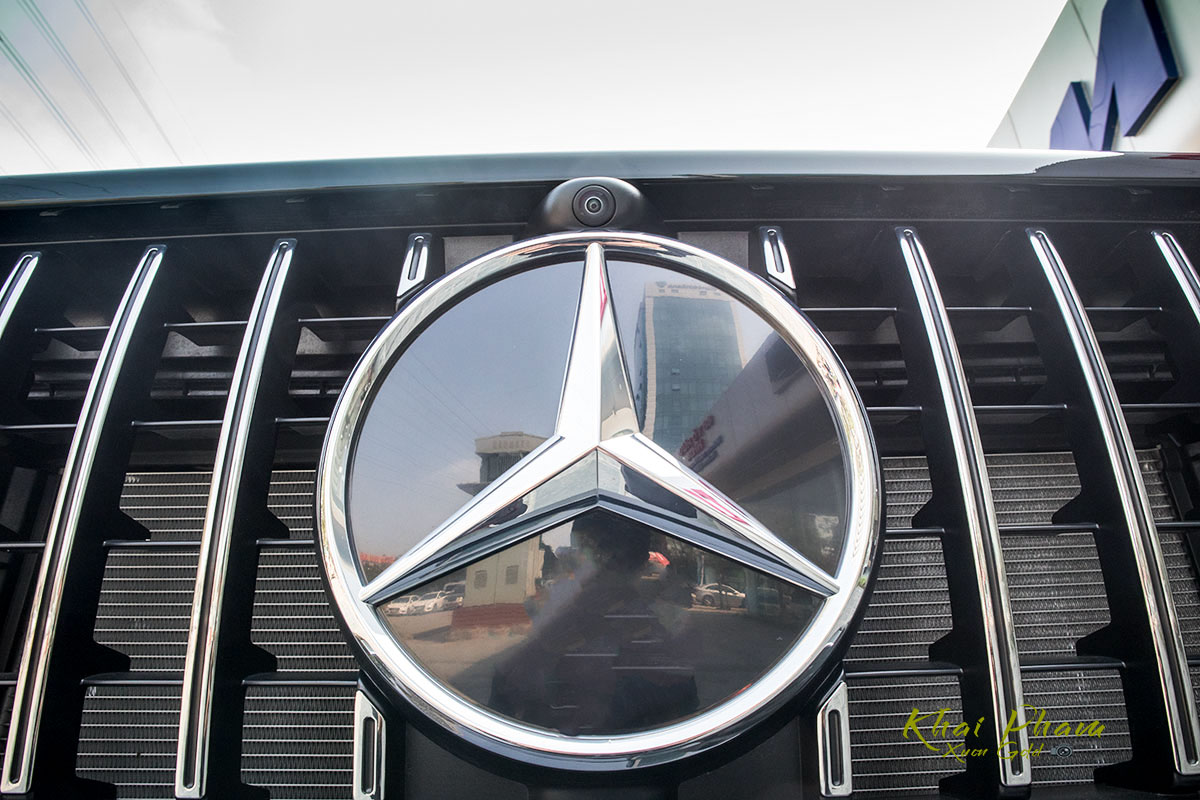 Ảnh chụp camera trước xe Mercedes-AMG G63 2020