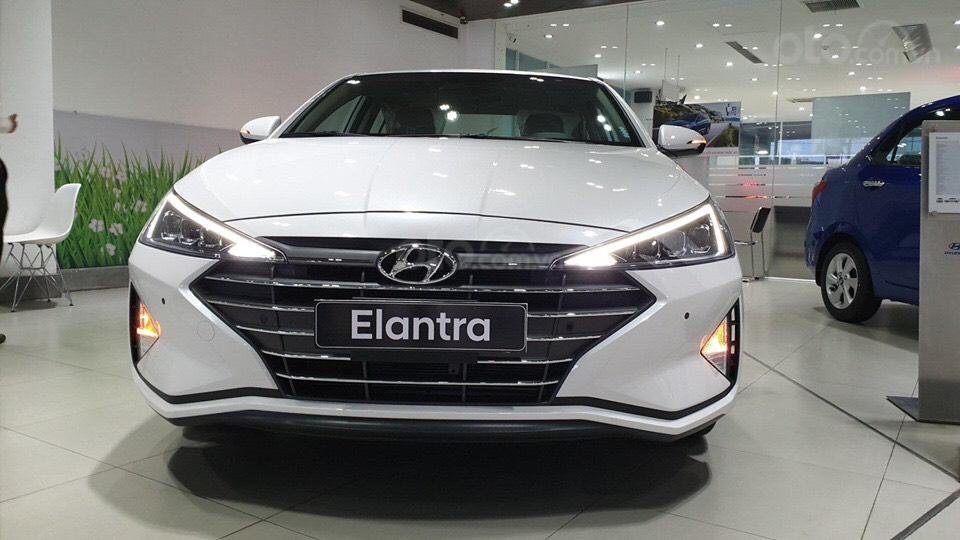 Hyundai Elantra 2020 có giá niêm yết từ 580 - 769 triệu đồng a1