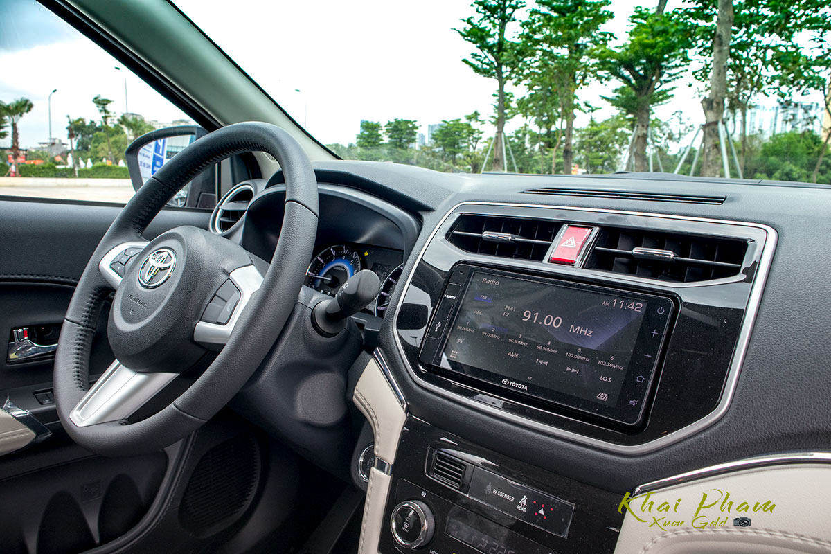 Ảnh màn hình xe Toyota Rush 2020