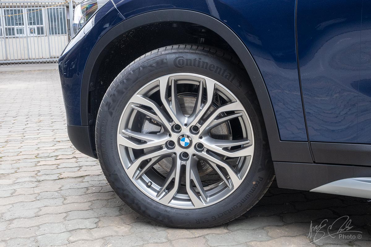 Bộ vành đúc hợp kim 5 chấu kép mới trên BMW X1 2020.