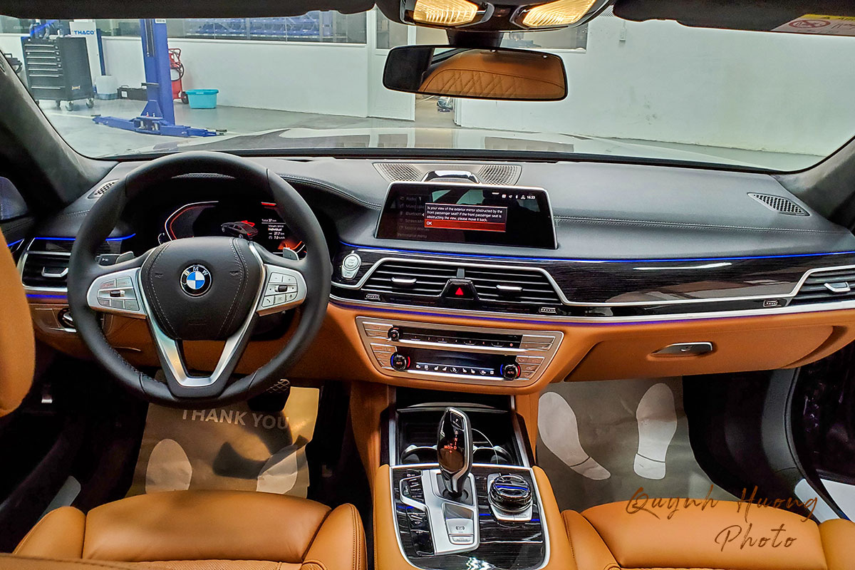 BMW 7-Series 2020 nâng cấp thêm tiện nghi, có bản giá rẻ M Sport đấu Mercedes-Benz S-Class a2