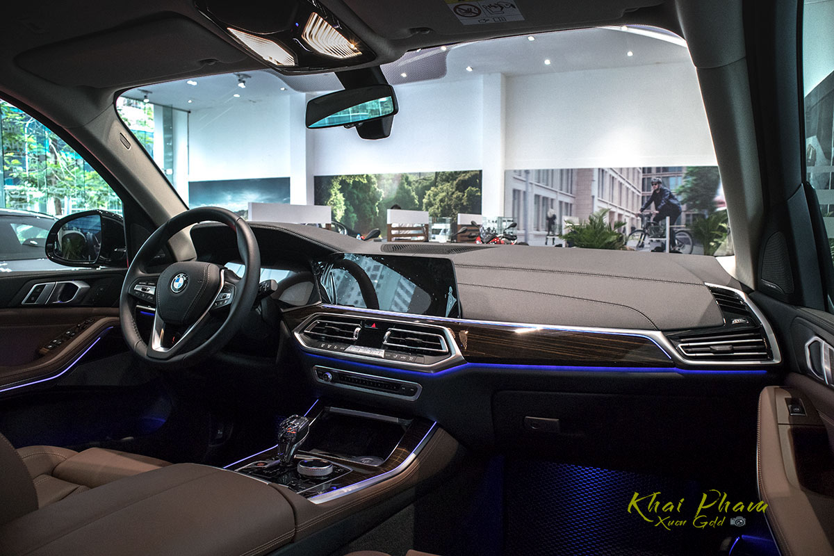 Ảnh táp-lô xe BMW X5 xDrive40i 2020