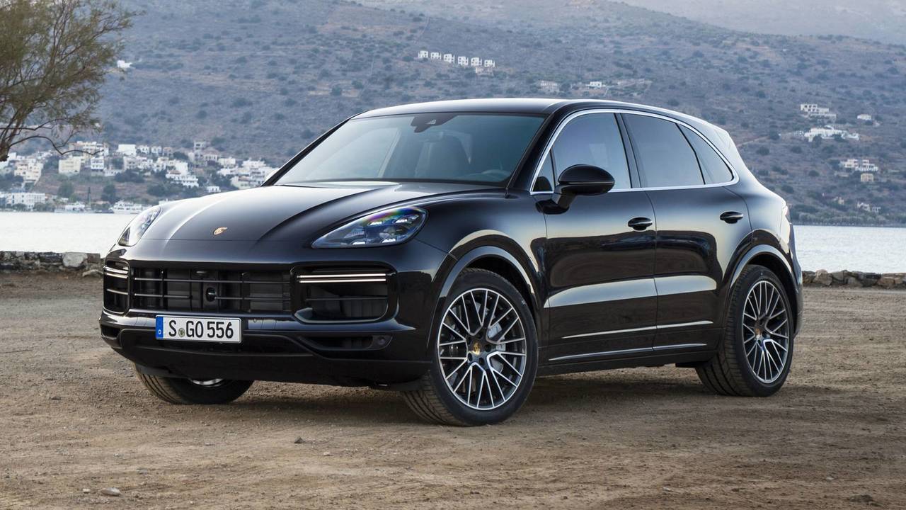 Porsche Cayenna là mẫu xe bán chạy nhất quý I/2020.