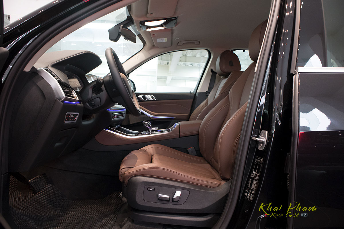 Ảnh ghế lái xe BMW X5 xDrive40i 2020
