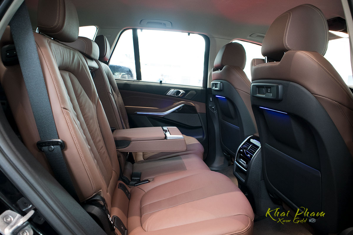 Ảnh nút ghế sau xe BMW X5 xDrive40i 2020
