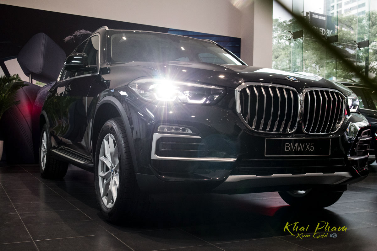 Ảnh đầu xe BMW X5 xDrive40i 2020 bên trái 
