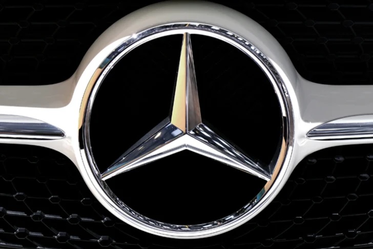 Logo xe ô tô Mercedes-Benz mang đậm hy vọng của hãng.