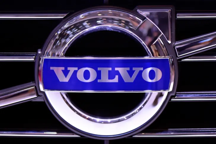 Logo xe ô tô Volvo gắn liền với thần La Mã.