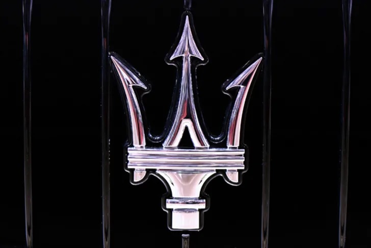 Logo xe ô tô Maserati cũng lấy ý tưởng từ huyền thoại thời xưa.