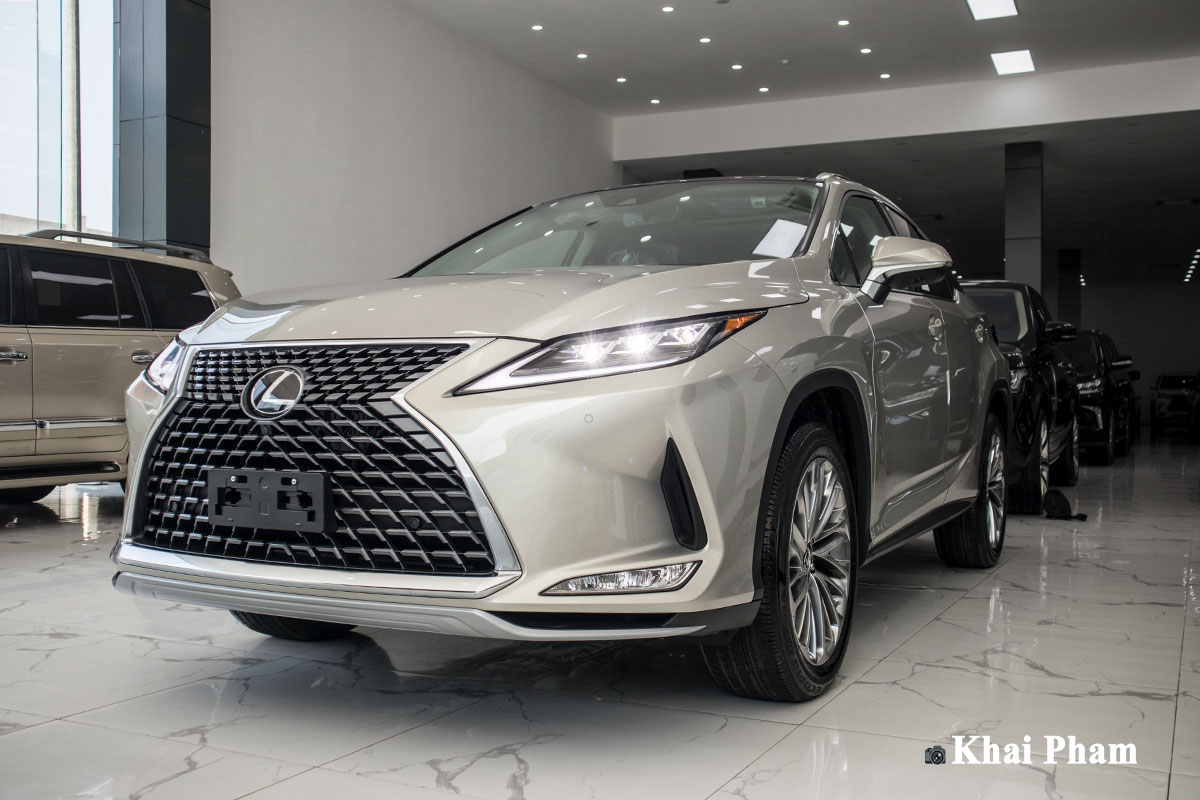 Ảnh trước xe Lexus RX350 2020