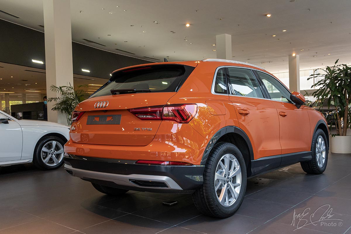 Audi Q3 2020 đã có giá bán dự kiến khoảng hơn 1,8 tỷ đồng.
