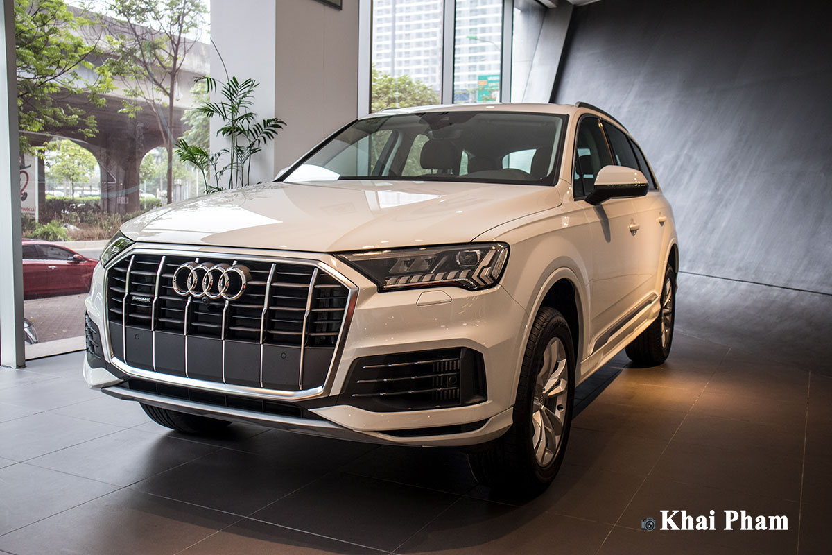 Ảnh đầu xe Audi Q7 2020