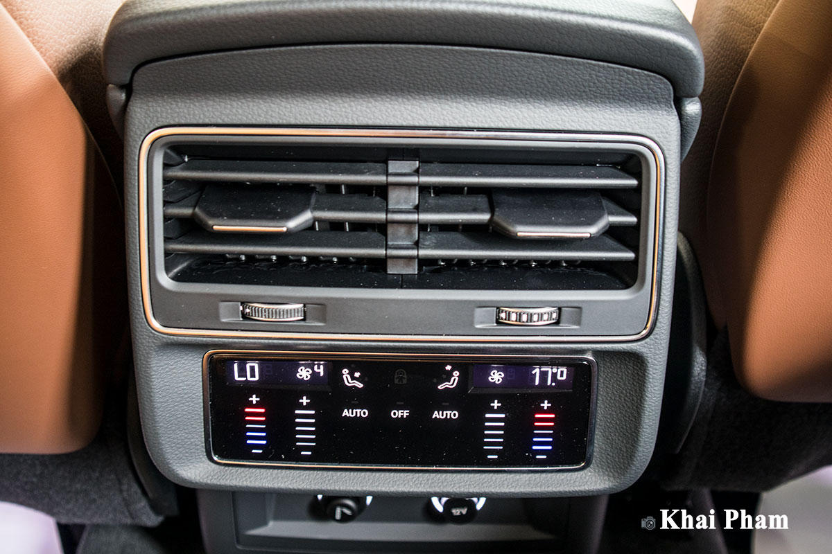 Ảnh cửa gió điều hoà xe Audi Q7 2020