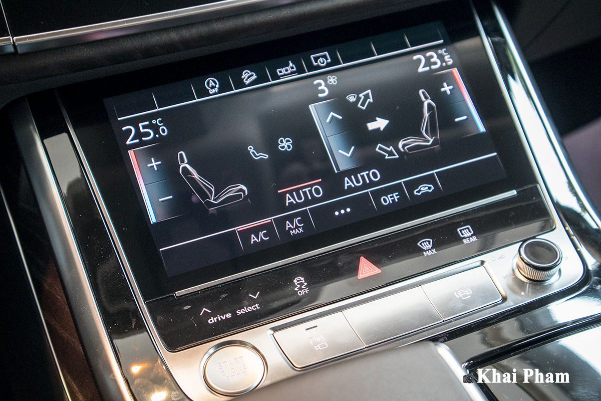 Ảnh màn hình cảm ứng xe Audi Q7 2020