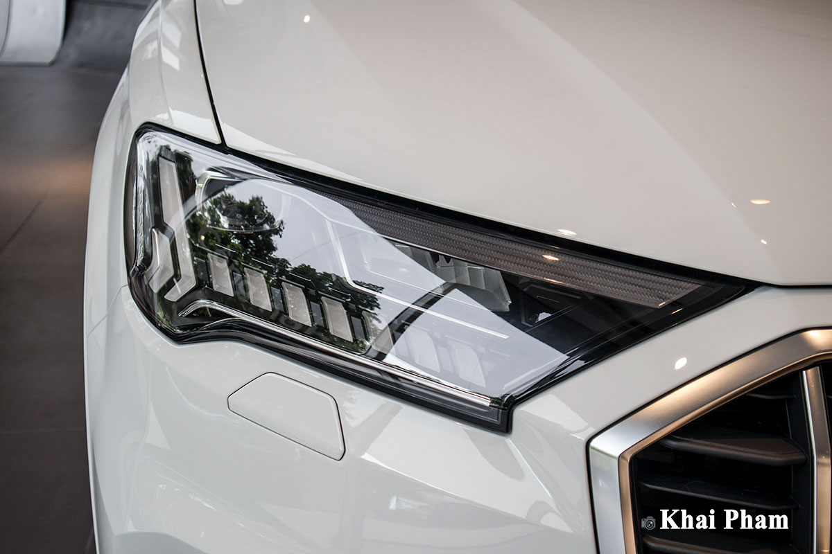 Ảnh Đèn pha xe Audi Q7 2020