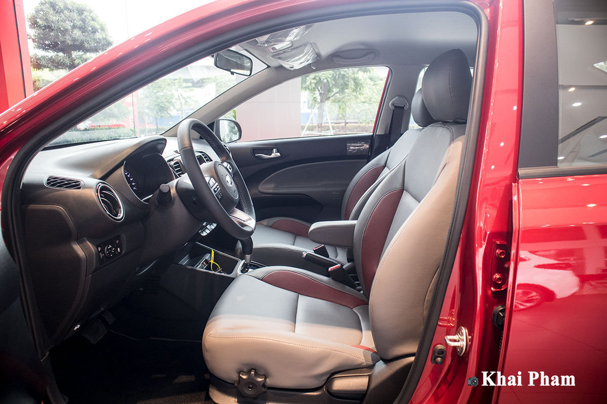 Ảnh ghế lái xe Kia Soluto AT Luxury 2020 
