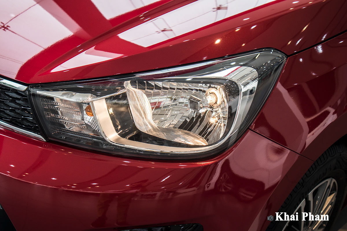 Ảnh đèn pha xe Kia Soluto AT Luxury 2020