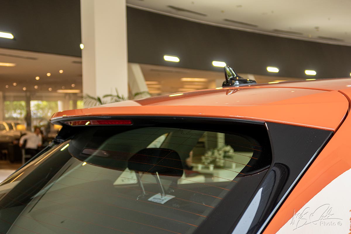 Đánh giá xe Audi Q3 2020: Cánh lưới gió giúp chiếc xe trông thể thao hơn.