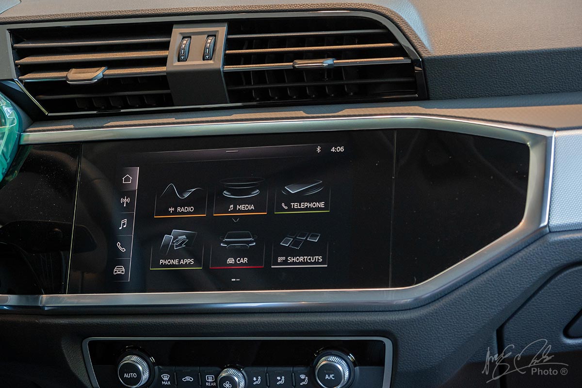 Đánh giá xe Audi Q3 2020: Màn hình cảm ứng 8,8 inch với giao diện MMI mới .