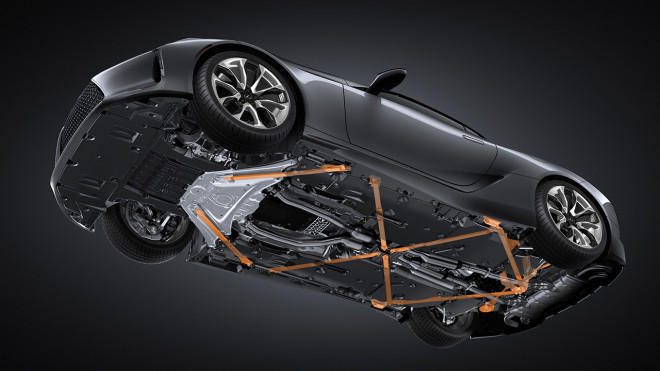 Lexus LC 500 2020 mui trần sẽ sớm về tay người dùng.