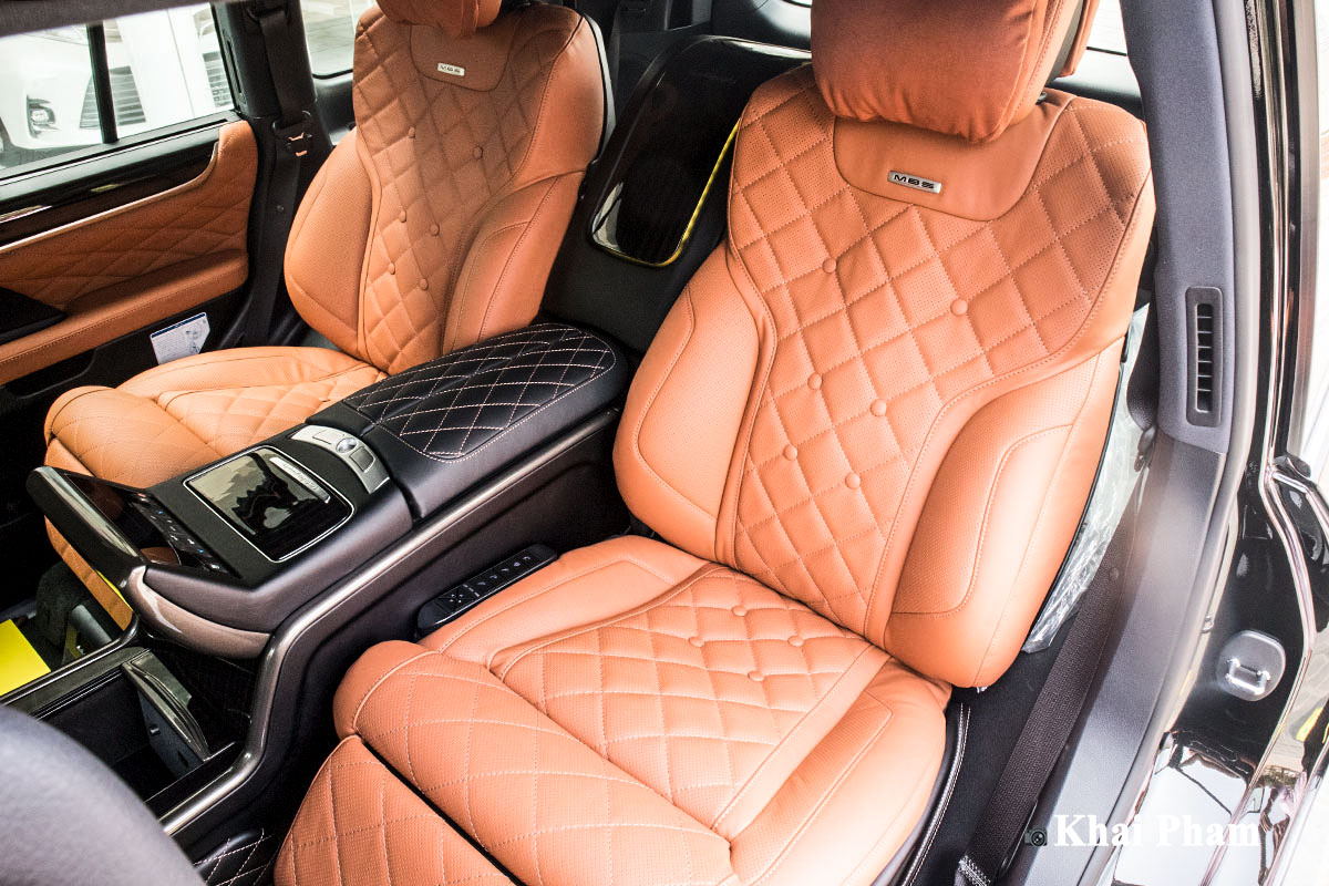 Lexus LX570 Super Sport 2020 bản độ Trung Đông 4 ghế Vip MBS có gì mà "nổi như cồn" ở Việt Nam? a4