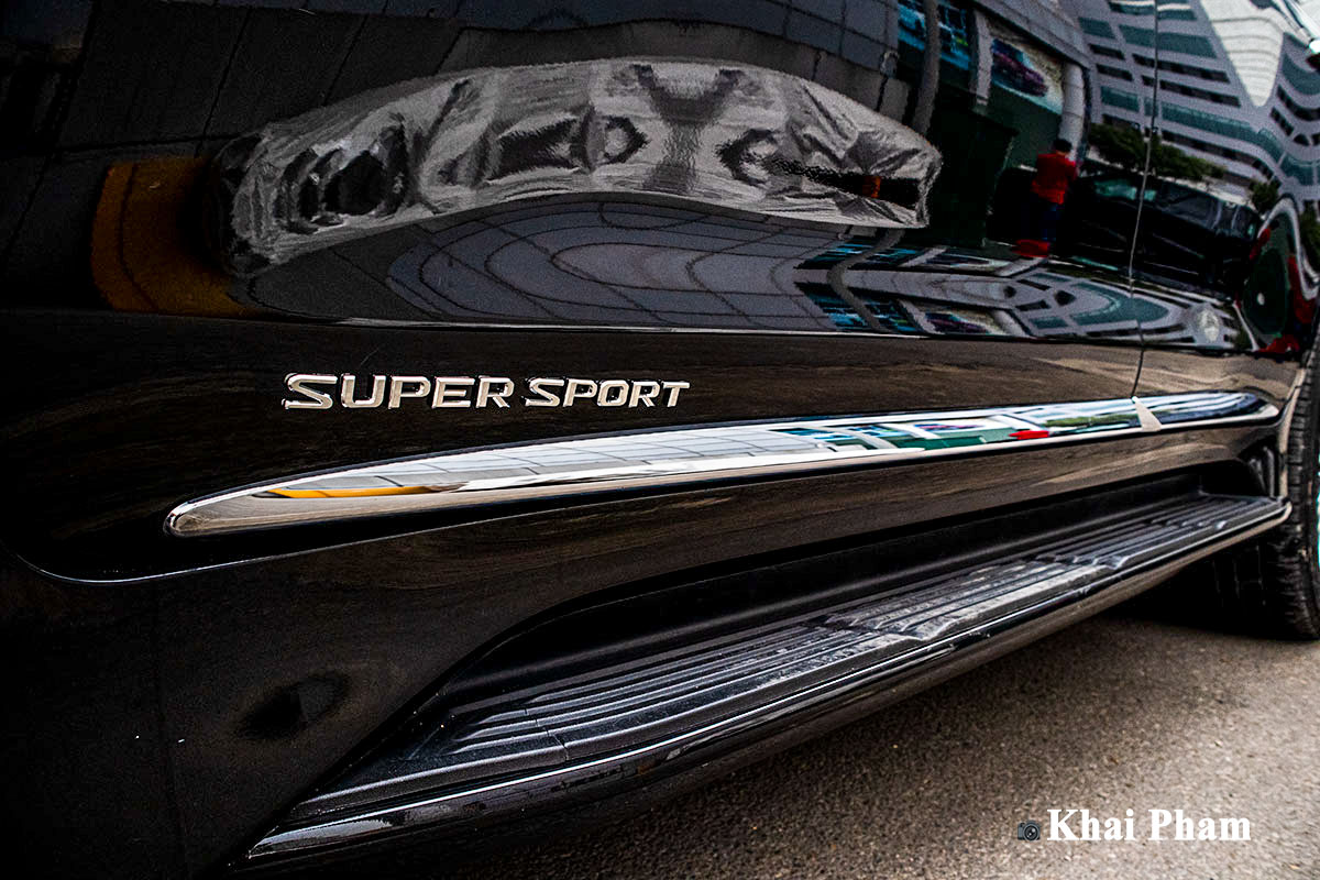 Ảnh bậc chân xe Lexus LX570 Super Sport 2020 1q