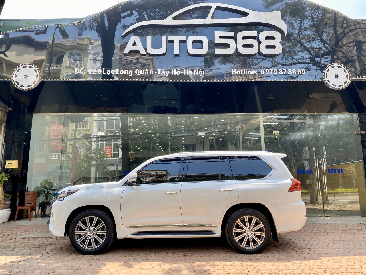 Auto 568