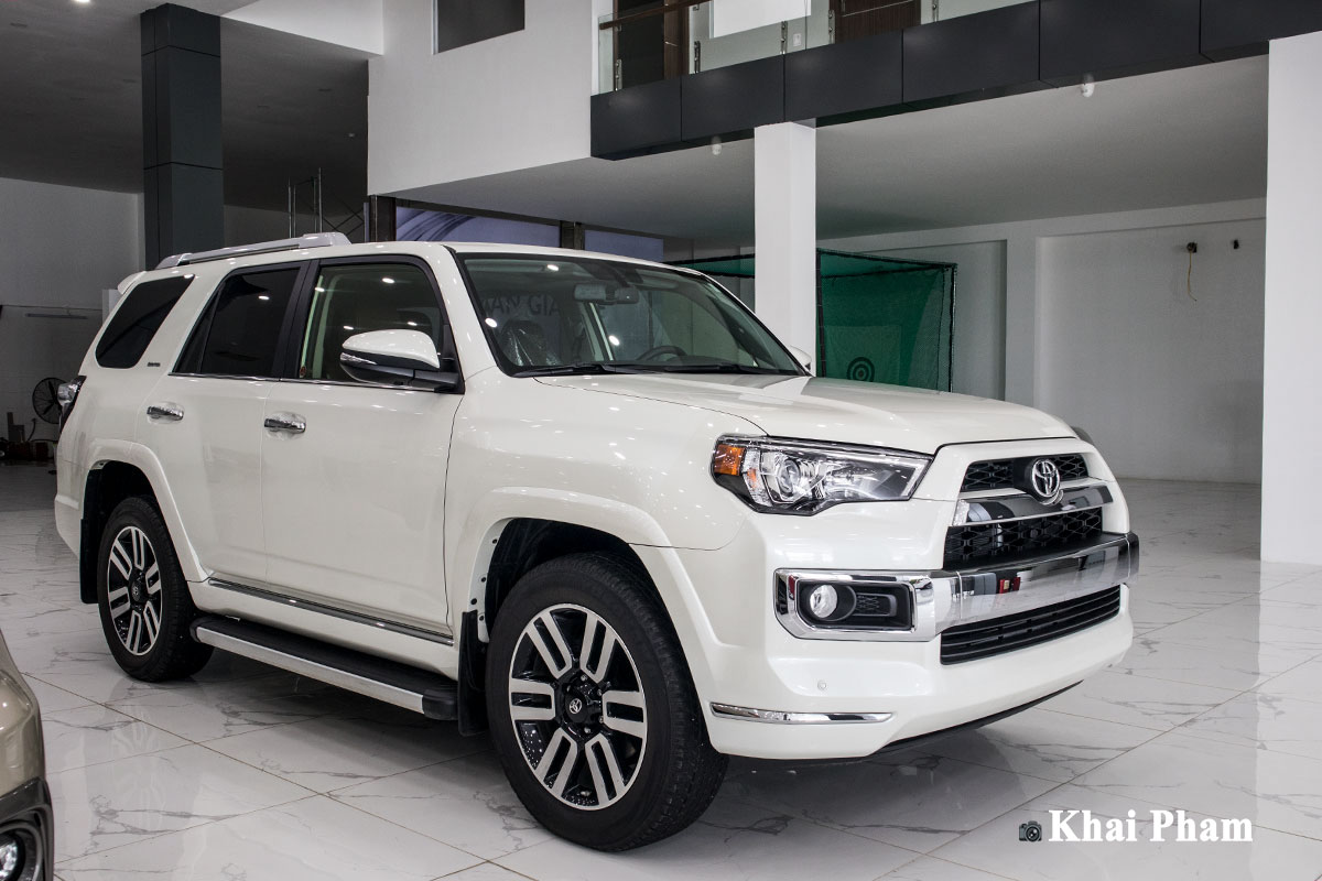 Khám phá xe Toyota 4Runner Limited nhập Mỹ tại Việt Nam, SUV đến từ Nhật nhưng đậm chất Mỹ a1