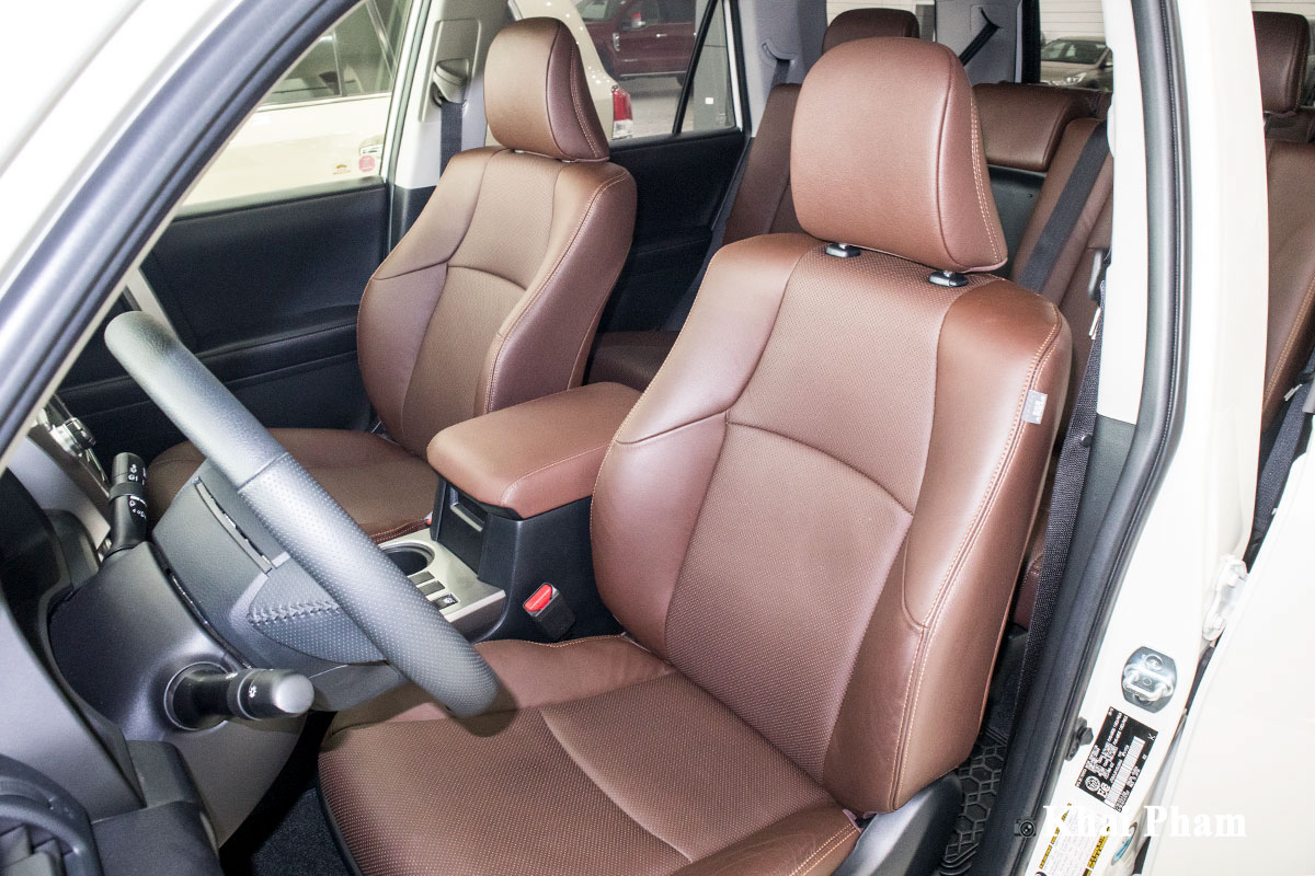 Ngắm bộ ảnh chi tiết xe Toyota 4Runner Limited nhập Mỹ tại Việt Nam 19 Ảnh ghế lái xe Toyota 4Runner Limited