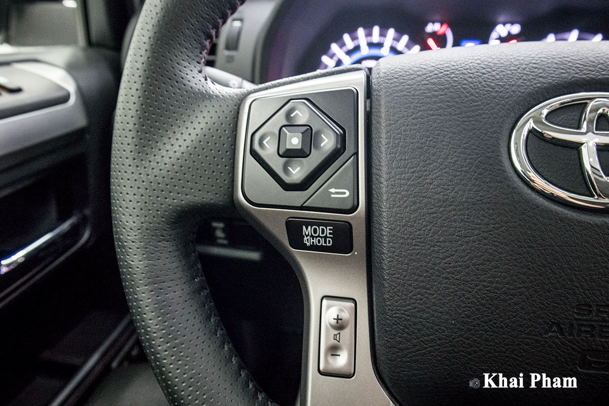 Ngắm bộ ảnh chi tiết xe Toyota 4Runner Limited nhập Mỹ tại Việt Nam 28 Ảnh nút bấm xe Toyota 4Runner Limited