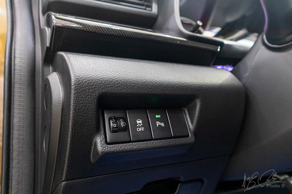 Đánh giá xe Suzuki XL7 2020: Hệ thống cân bằng điện tử được bổ sung.