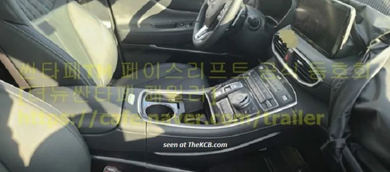 Nội thất Hyundai Santa Fe mới chộp được tại Hàn Quốc.