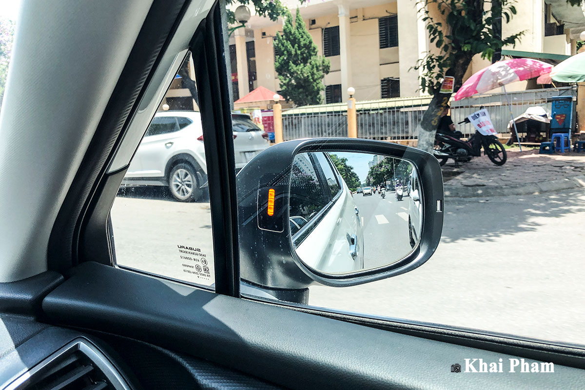 Ảnh cảnh báo điểm mù xe Subaru Forester GT Edition 2020