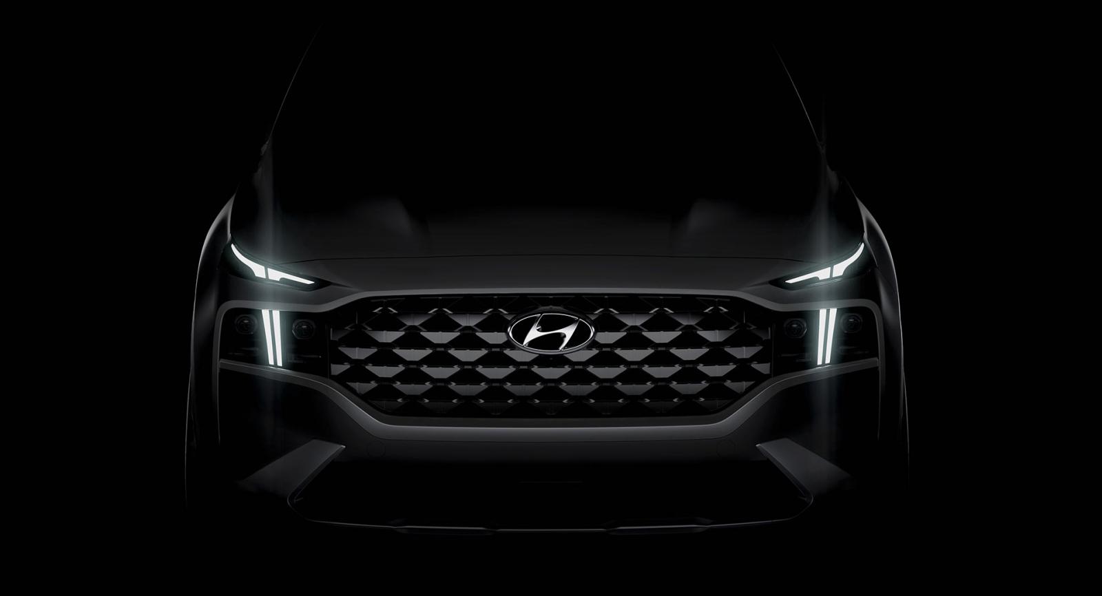 Hyundai Santa Fe 2021 Luxury vảy rồng hoành tráng.
