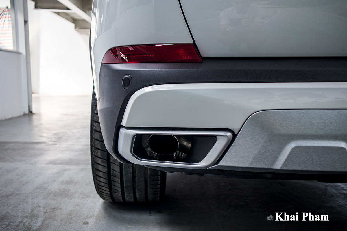 Ảnh ống xả xe BMW X5 xDrive 40i xLine Plus 2020