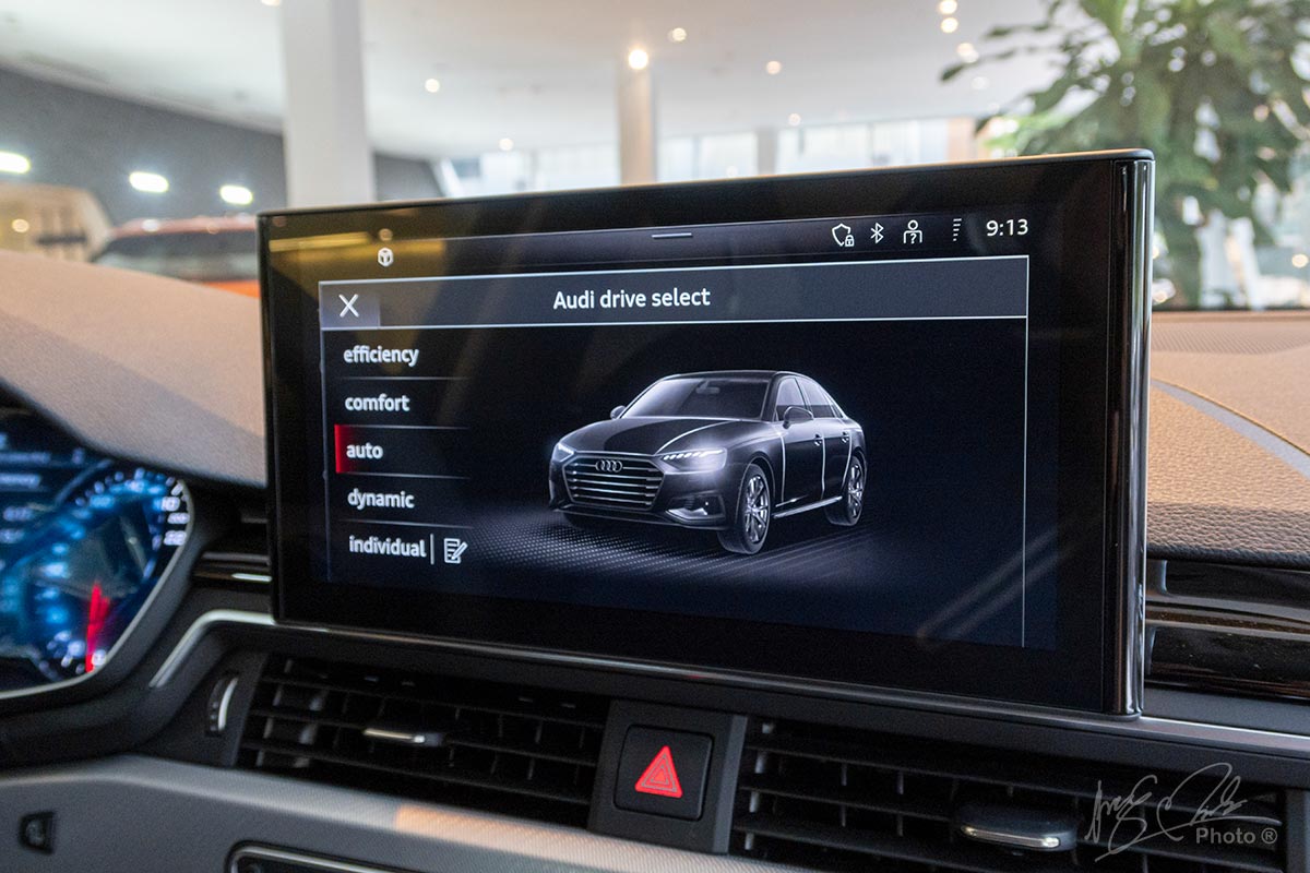 Đánh giá xe Audi A4 2020: 5 chế độ lái Audi Drive Select.