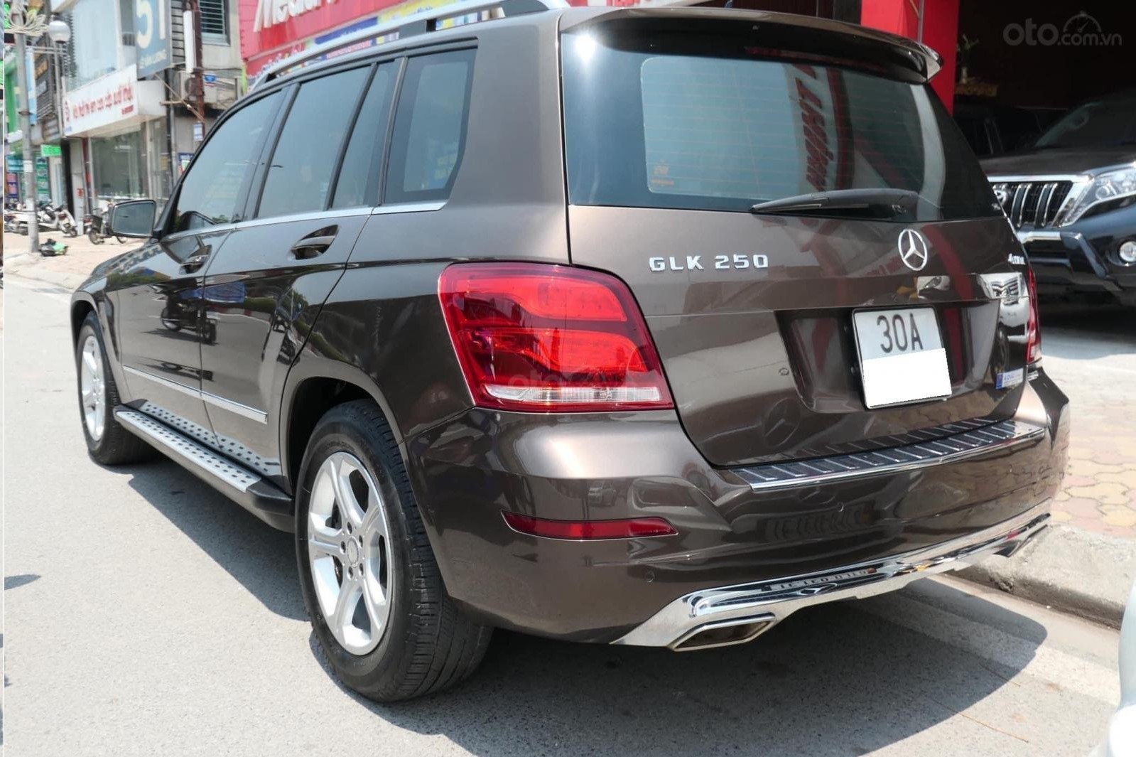 Thiết kế đuôi xe Mercedes-Benz GLK 250 2013 Thiết kế đuôi xe Mercedes-Benz GLK 250 2013 1