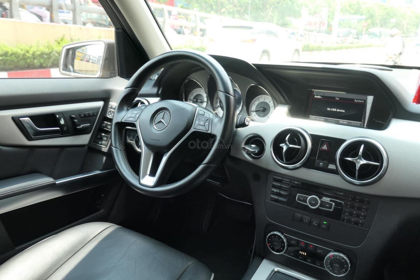 Vô lăng xe Mercedes-Benz GLK 250 2013 Vô lăng xe Mercedes-Benz GLK 250 2013 1